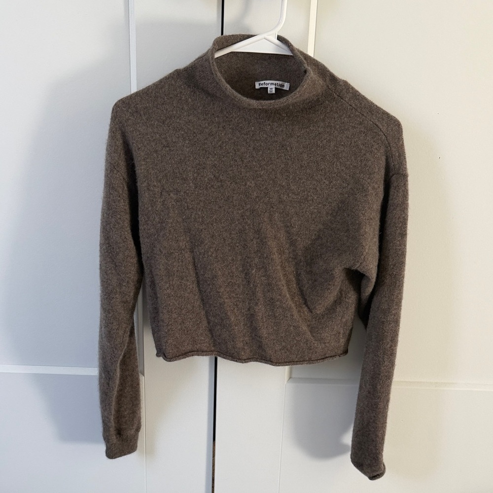REFORMATION cropped cashmere brown Sweater